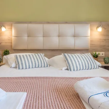 Dias Apartament *